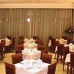 Rodos Star فندق 3*