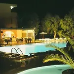 Rodos Star فندق أفانتو