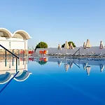 Rodos Star فندق